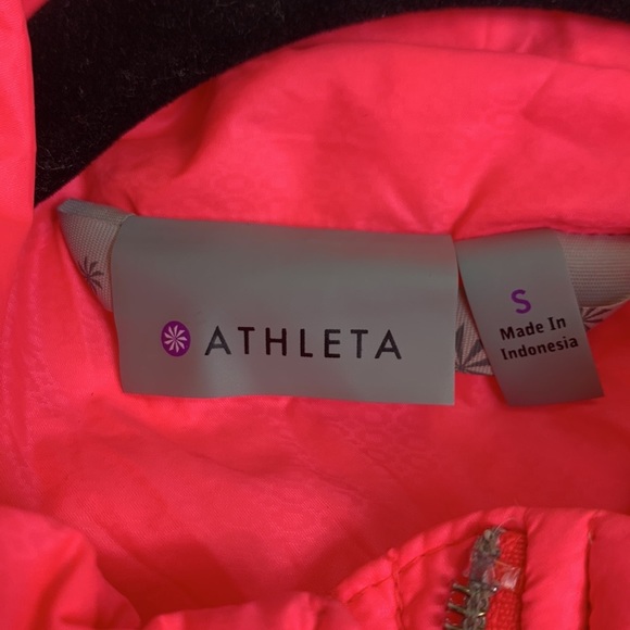 Athleta neon pink goose down zip up puffer vest sz sm - Picture 4 of 7